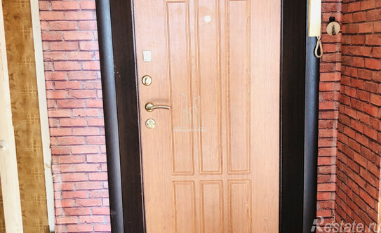 Продажа 1-комн квартиры на вторичном рынке Петергофское ш,  д. 19/33