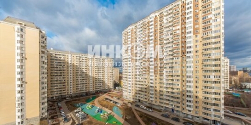 3-комн квартира ул Нарвская,  д. 1А,  к. 2