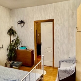 Продажа 2-комн квартиры на вторичном рынке Давыдковская улица,  д. 4 к1