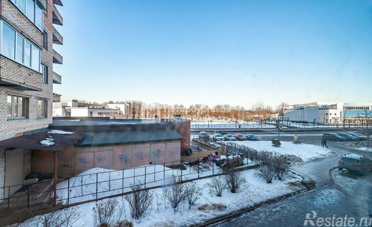 Продажа 3-комн квартиры на вторичном рынке Гатчина, ул Генерала Кныша,  д. 12