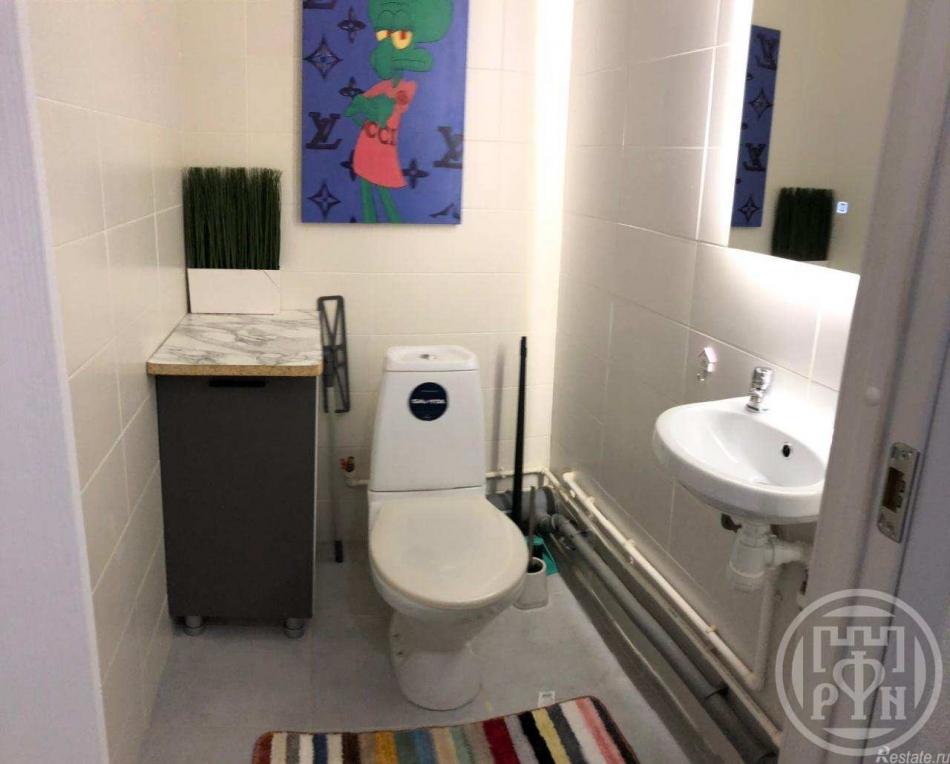 Аренда 2-комн квартиры на вторичном рынке Новосаратовка дер., Новосаратовка дер.,  д. 4,  к. 3