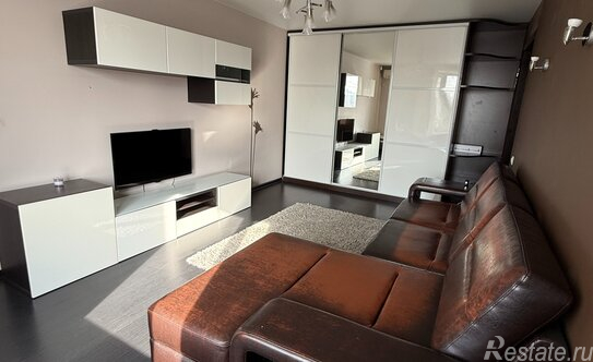 Продажа 2-комн квартиры на вторичном рынке Старомарьинское шоссе,  д. 17