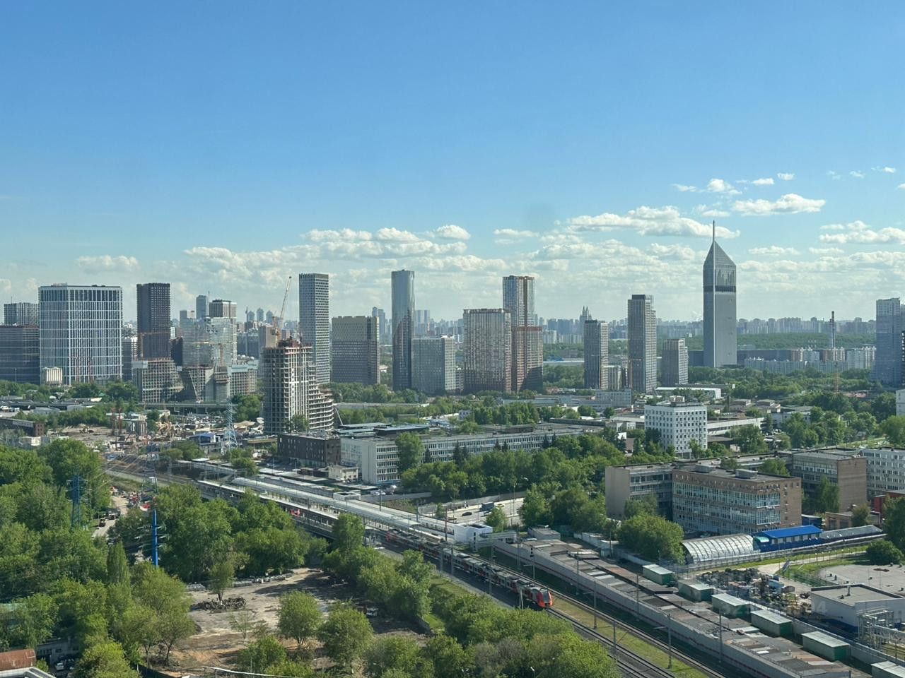 Продажа 3-комн квартиры на вторичном рынке улица Зорге, 9к2