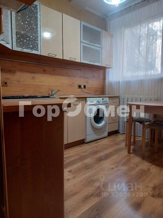 Продажа 2-комн квартиры на вторичном рынке Чусовская улица, 5