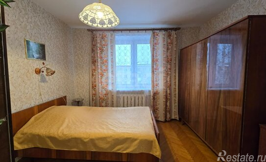 Продажа 3-комн квартиры на вторичном рынке Кириши г, Энергетиков ул,  д. 3