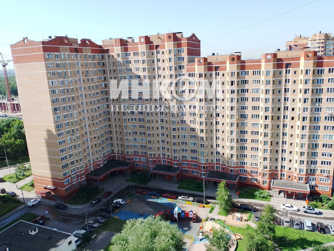 Продажа 1-комн квартиры на вторичном рынке Планерная мкр, 21