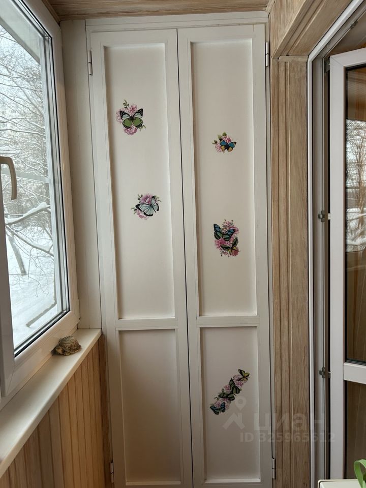 Продажа 3-комн квартиры на вторичном рынке Черноморский бульвар, 4