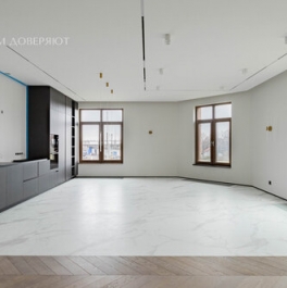 Продажа 4-комн квартиры на вторичном рынке Петровская коса,  д. 6 к1