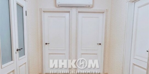 4-комн квартира улица Генерала Белобородова,  д. 12