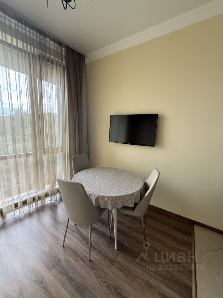 Аренда 1-комн квартиры на вторичном рынке Новогорск мкр, улица Заречная, 3к2