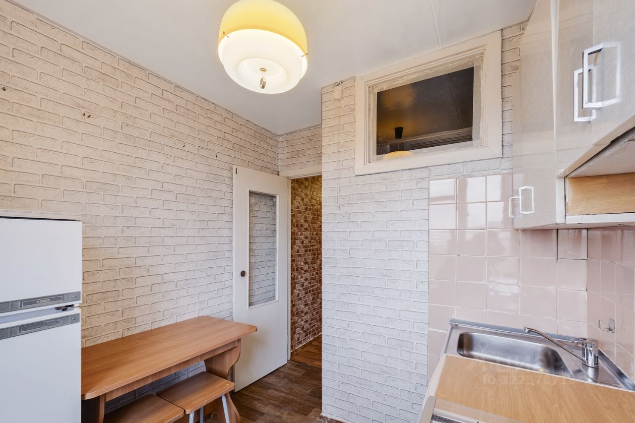 Продажа 3-комн квартиры на вторичном рынке улица Юных Ленинцев, 35К1