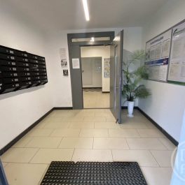 Продажа 1-комн квартиры на вторичном рынке Петергофское шос.,  д. 72,  к. 6