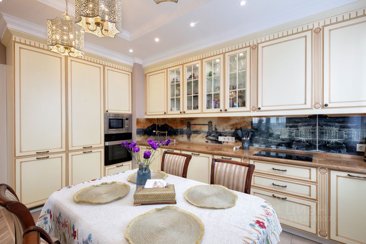 Продажа 3-комн квартиры на вторичном рынке Сестрорецк, улица Гагаринская, 77к1