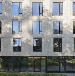 Продажа 2-комн квартиры на вторичном рынке Хвостов 2-й пер,  д. 8,  к. 2