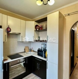 Продажа 1-комн квартиры на вторичном рынке Солнечная улица,  д. 15