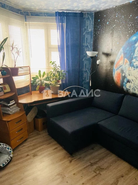 Продажа 2-комн квартиры на вторичном рынке Лобня, Физкультурная улица,  д. 6