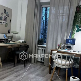 Продажа 2-комн квартиры на вторичном рынке улица Ефремова,  д. 11