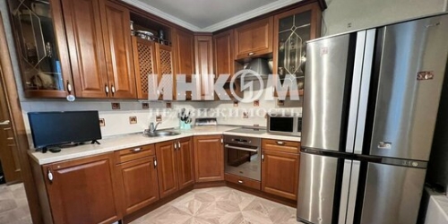 3-комн квартира Тарутинская улица,  д. 1