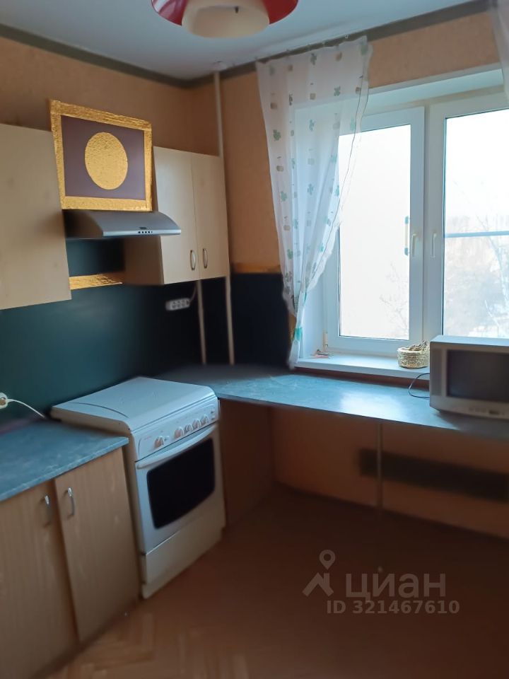 Продажа 2-комн квартиры на вторичном рынке Щелково, Полевая улица, 11а