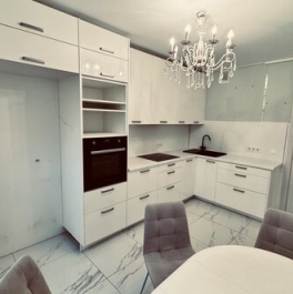 Продажа 2-комн квартиры на вторичном рынке Реки Каменки наб,  д. 19 к1 с1