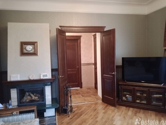 Продажа 3-комн квартиры на вторичном рынке Пушкин, Глинки ул,  д. 12