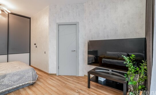 Продажа 2-комн квартиры на вторичном рынке Дегунинская улица