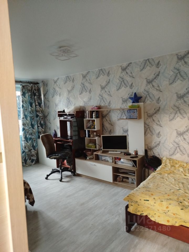 Продажа 2-комн квартиры на вторичном рынке улица Фабрициуса, 44К1