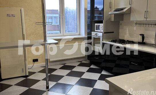 Продажа 2-комн квартиры на вторичном рынке ул Школьная,  д. 5,  к. 1