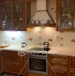 Продажа 3-комн квартиры на вторичном рынке проспект Сизова,  д. 12 к1