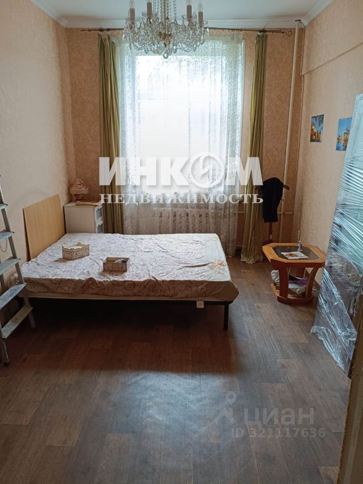 Продажа 2-комн квартиры на вторичном рынке Мартеновская улица, 1/58