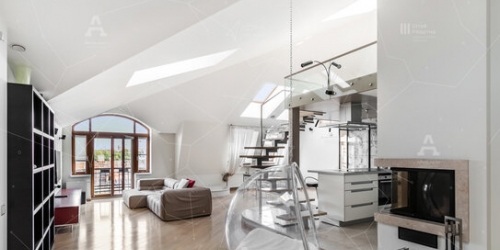 3-комн квартира ул Шпалерная,  д. 50,  к. Б