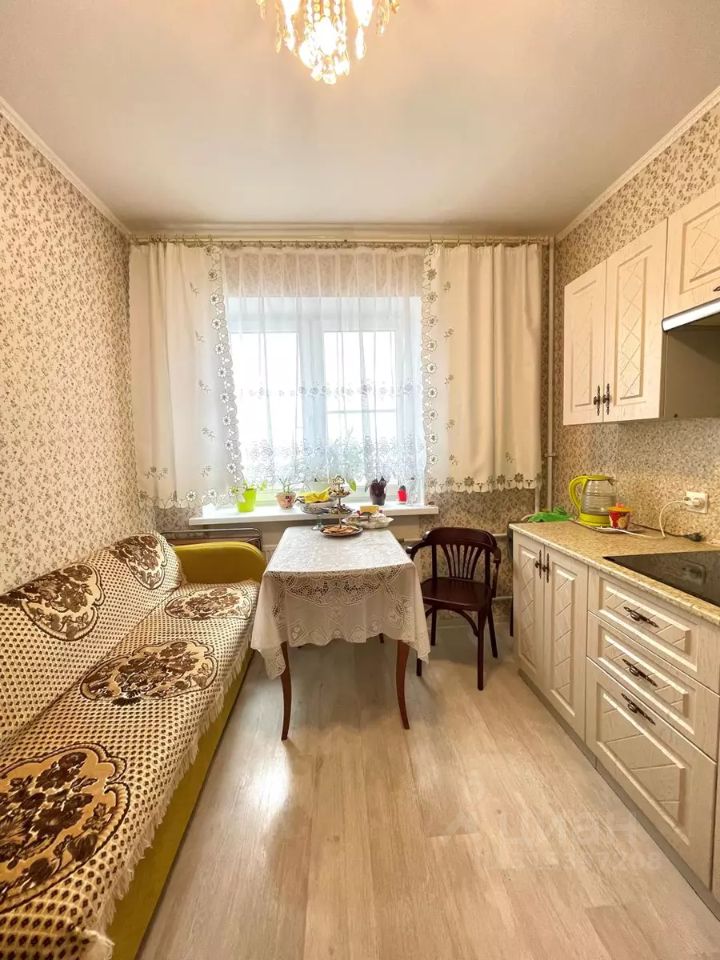 Продажа 1-комн квартиры на вторичном рынке пос. Шушары, проспект Новгородский, 6