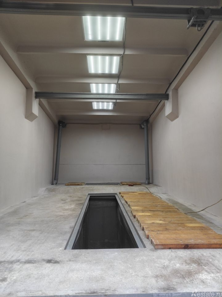 Аренда гаража Графский переулок,  д. 10А с2