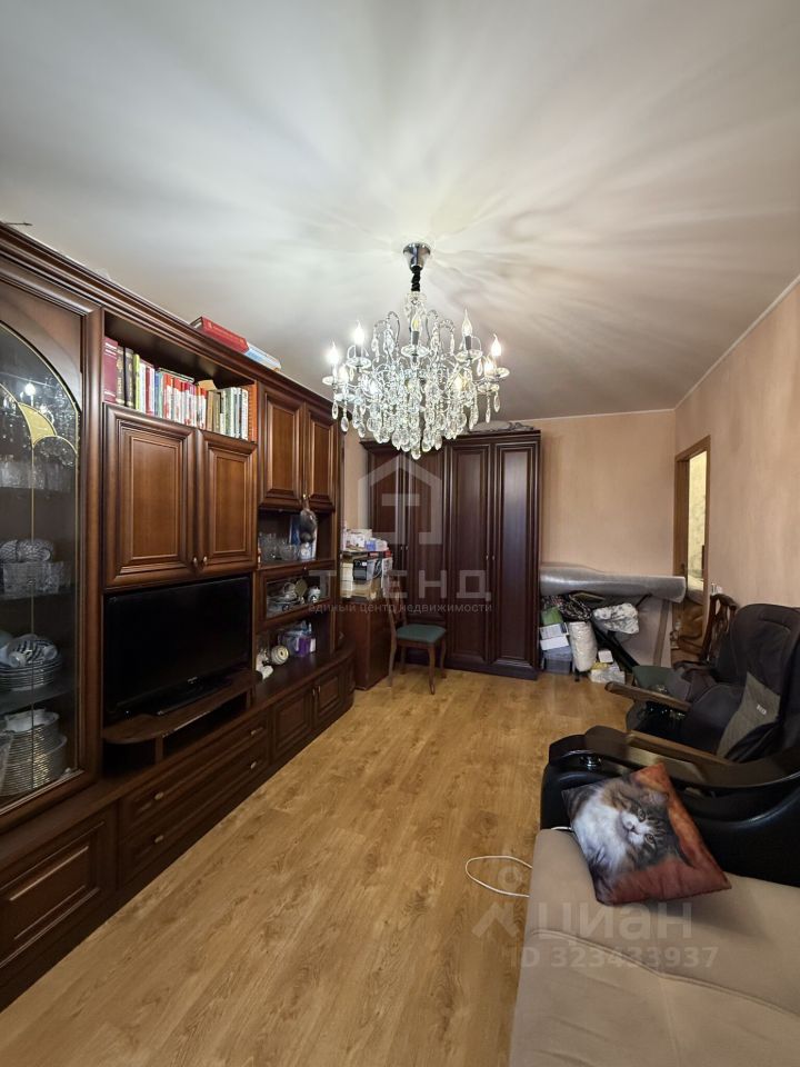 Продажа 2-комн квартиры на вторичном рынке Мебельная улица, 47к1