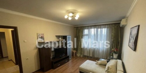 2-комн квартира ул Нарвская,  д. 1А,  к. 3