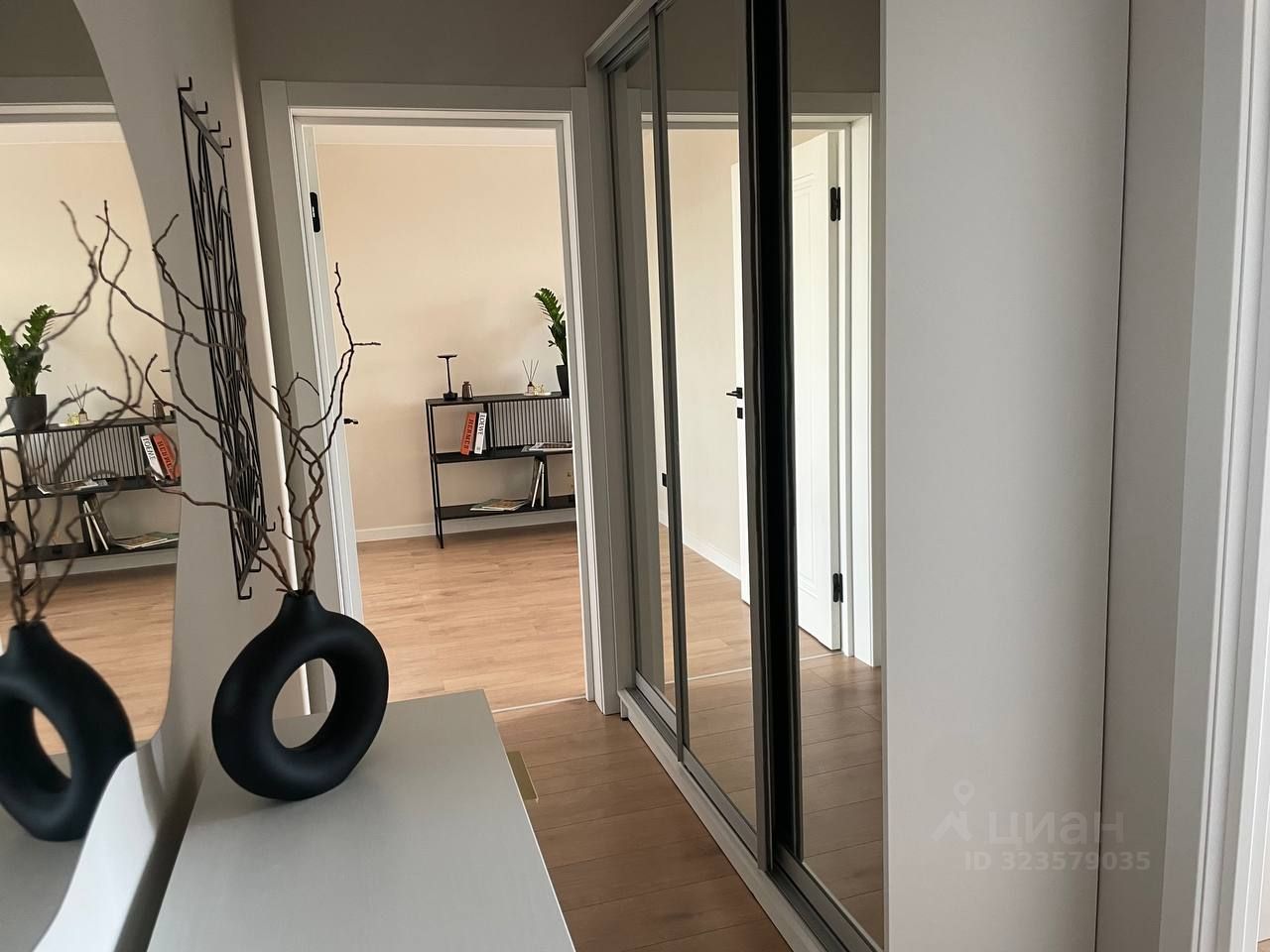 Аренда 2-комн квартиры на вторичном рынке Верхняя Сыромятническая улица, 2