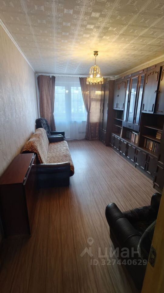 Продажа 3-комн квартиры на вторичном рынке Луга, улица Миккели, 1к3