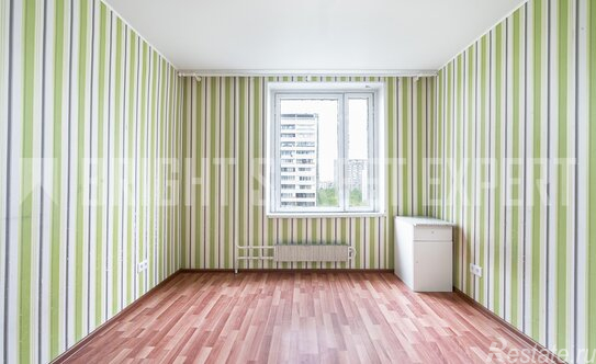 Продажа 3-комн квартиры на вторичном рынке Саянская улица,  д. 6