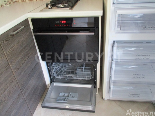 Продажа 2-комн квартиры на вторичном рынке Лужская ул,  д. 12