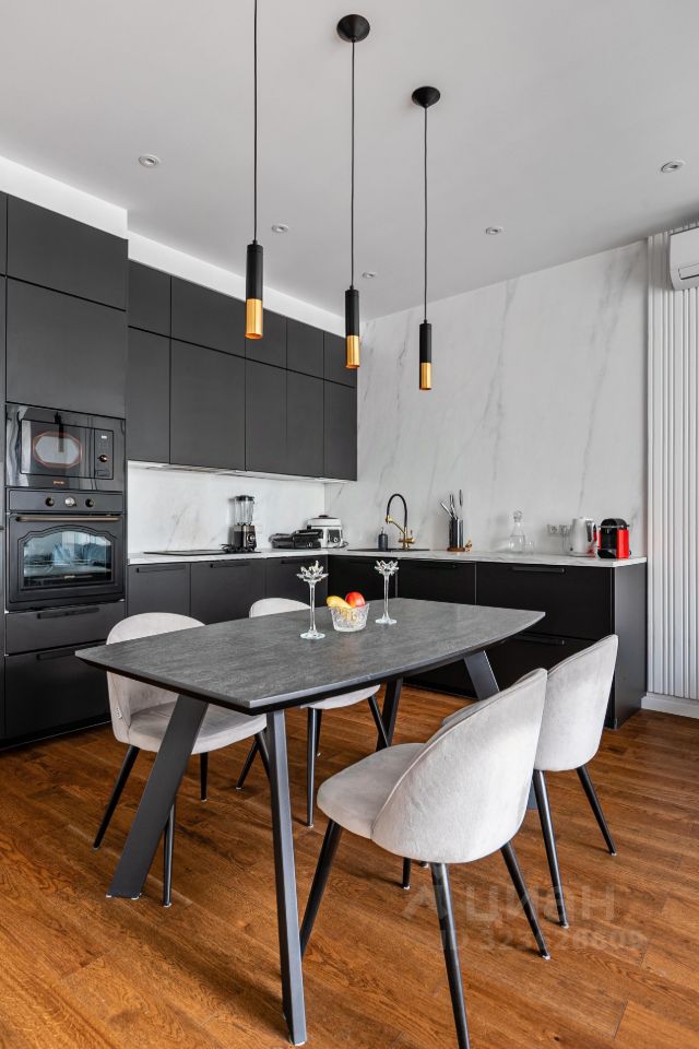 Продажа 4-комн квартиры на вторичном рынке Береговой проезд, 5Ак6