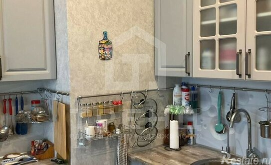 Продажа 1-комн квартиры на вторичном рынке ул Заводская,  д. 17