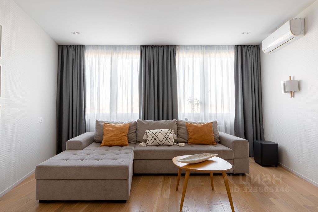 Продажа 3-комн квартиры на вторичном рынке Уральская улица, 6