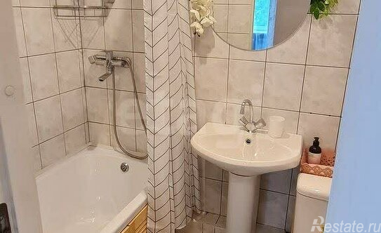 Продажа 1-комн квартиры на вторичном рынке Удельный пр-кт,  д. 57