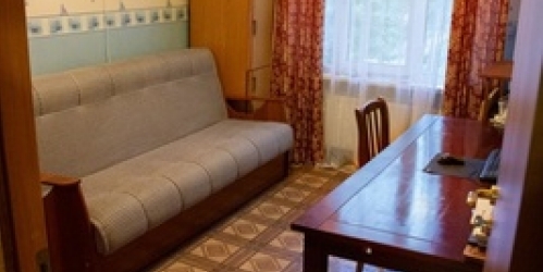 3-комн квартира Красных Зорь б-р,  д. 24