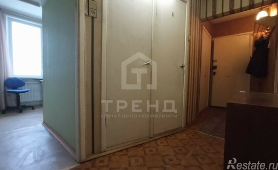 Продажа 3-комн квартиры на вторичном рынке Пражская улица,  д. 33