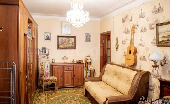 Продажа 2-комн квартиры на вторичном рынке ул Декабристов,  д. 32