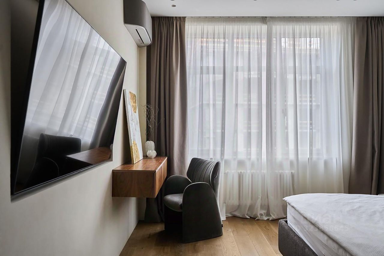 Продажа 3-комн квартиры на вторичном рынке 2-я Фрунзенская улица, 2/36