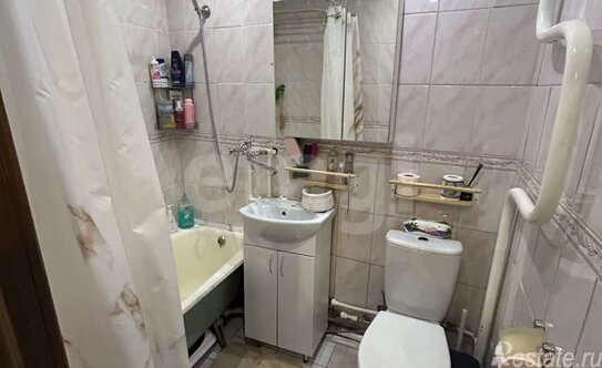 Продажа 1-комн квартиры на вторичном рынке Орехово-Зуевский городской округ, улица Калинина,  д. 4 к1