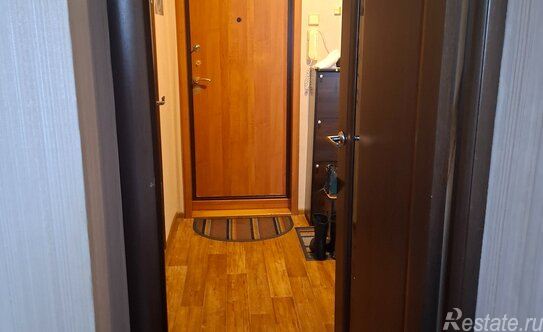 Продажа 1-комн квартиры на вторичном рынке ул Новороссийская,  д. 24,  к. 1