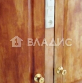 Продажа 3-комн квартиры на вторичном рынке ул Давыдковская,  д. 10,  к. 6